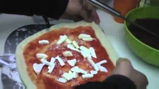 comment faire la pâte à pizza  Recette Pizza fait maison Préparer authentique pizza italien [upl. by Conover]