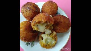 Outside crispy and inside soft delicious cheese chicken ball recipeচীজ চিকেন বল রেসিপি। [upl. by Boesch]