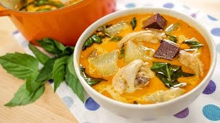 Thai quotLightquot Red Curry Chicken Recipe แกงไก่ใส่ฟักเขียว  Hot Thai Kitchen [upl. by Nitneuq467]