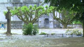 Reportage  Inondation du Sanctuaire de Lourdes  aprèsmidi du 18 juin 2013 [upl. by Deer]