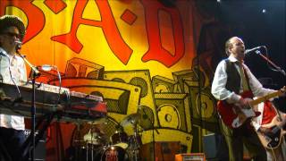 Big Audio Dynamite – “Rob Peter Pay Paul”  Club Nokia Los Angeles CA 8102011 [upl. by Ecylahs]