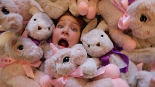 BURiED by BABY UNiCORNS Adley has 1000 Pet Bunnies and Mystery Eggs for YOU new Spring BFF merch [upl. by Blau]