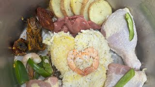 Pitbull eat raw chicken‼️😳🥚🫑🍤🐓🍚 [upl. by Seabrook]