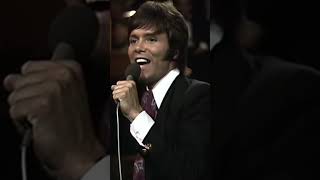 Enjoy Cliff Richard performing I Saw The Light LIVE in Berlin 1970 berlin isawthelight [upl. by Alansen14]