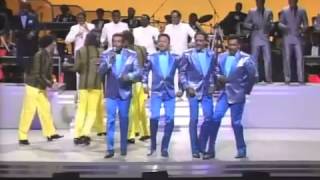 1985 The Temptations VS Four Tops on Motown Return To The Apollo [upl. by Suolhcin]