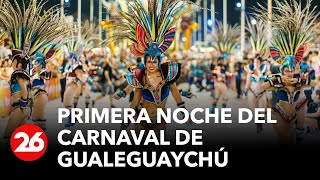 Más de 20000 personas en la primera noche del Carnaval de Gualeguaychú en Argentina [upl. by Lamprey]