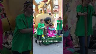 The Barkus dog parade rolls for Mardi Gras in New Orleans [upl. by Cliff892]