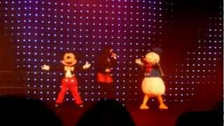 Douchka  1 2 3 Mickey Donald et moi en concert au Dome disney village [upl. by Amelus]