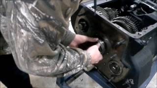 input shaft removal and installation of an Eaton Fuller 10 speed [upl. by Atiras]