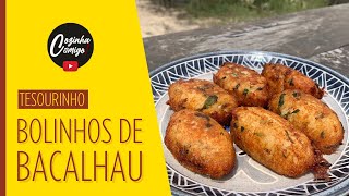 BOLINHOS DE BACALHAU  FÁCIL E RÁPIDO [upl. by Ainer495]