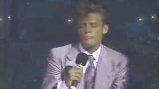 LUIS MIGUEL FRIA COMO EL VIENTO 1989 [upl. by Arammahs500]