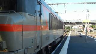 SNCF BB 7200 avec train Corail départ a Gare de Biarritz [upl. by Ardnovahs]