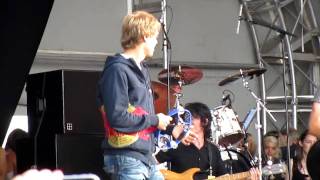 Sebastian Vettel plays the Tambourine [upl. by Stillmann]