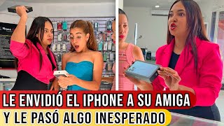 Se puso envidiosa por el iPhone 15 de su amiga y esto le pasó [upl. by Moseley890]