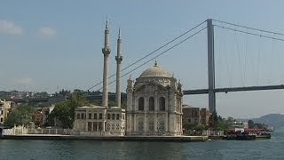 Turquie Istanbul a la croisée de lOccident et de lOrient ville fascinante [upl. by Ahcsas295]