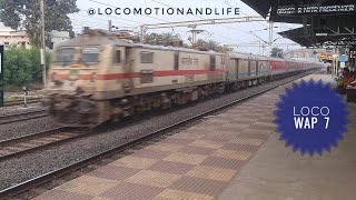 WAP 7 with 110 kmh passing Bhandara Road St with LHB coaches [upl. by Kahle]