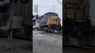 CSX 118 CW44AC Leads CSX I104 At Sturgeon Point Road DerbyEvans NY 111724 [upl. by Calley]