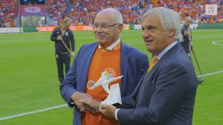 KNVB krijgt IOC Award voor stimuleren diversiteit in voetbal [upl. by Arhez]