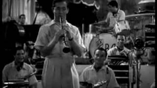 Benny Goodman Orchestra quotSing Sing Singquot Gene Krupa  Drums from quotHollywood Hotelquot film 1937 [upl. by Finer653]