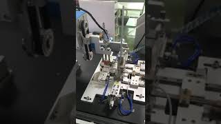 Automatic assembly of magnets [upl. by Rutherford]