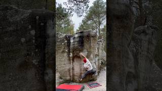 Envergure assis  7a Fontainebleau bouldering climbing rockclimbing [upl. by Pizor]