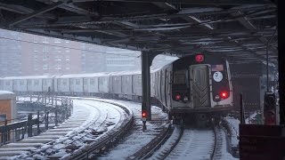 ᴴᴰ Blizzard of January 2016 The Last in service F trains departs West 8 street  NY Aquarium [upl. by Beale825]