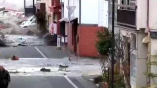 New footage of Japanese Tsunami found [upl. by Eveivenej]