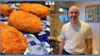 Com es fan les croquetes de pollastre rostit [upl. by Aikimat549]