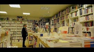 Entrez dans la librairie « Mlire » de Laval [upl. by Nevla]