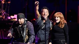 quotThunder Roadquot MULTICAM  Bruce Springsteen LA 3192016 [upl. by Saxet]