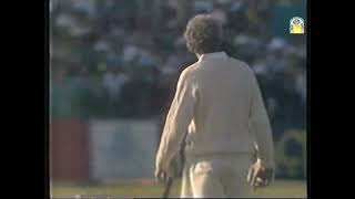 Gower fuming Bizarre scenes with Ian Healy and his runner Dean Jones both taking a run 2nd ODI 1989 [upl. by Hadria406]