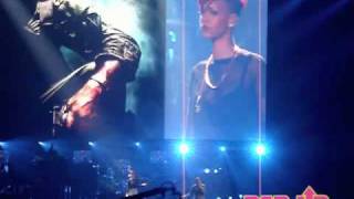 Eminem x Rihanna Perform Live in Los Angeles [upl. by Fisa210]