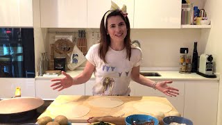 I Cassoni Romagnoli con la Azdora 20  verdi rossi patate e salsiccia  tutorial  parte 2da [upl. by Ester]