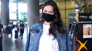 Waluscha De Sousa Spotted at Airport short  Shudh Manoranjan [upl. by Araiek]