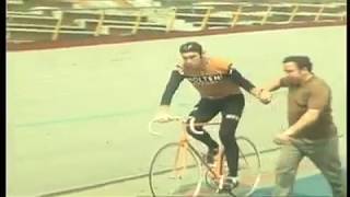 Eddy Merckx  Hour Record 1972 Mexico City [upl. by Nerrat]