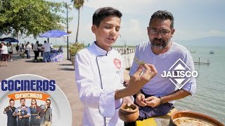 Nico saborea el caldo Michi con Emiliano de MasterChef Junior  Cocineros Mexicanos [upl. by Enrobyalc]