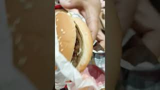 Best Seller Burger bestseller burger burgerking whopper mukbang satisfying trending asmr [upl. by Scuram959]