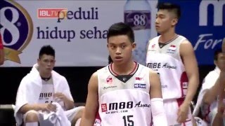 IBL 2016 M88 ASPAC JAKARTA VS JNE BANDUNG UTAMA [upl. by Ateinotna]