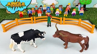 COW VS BULLS BATTLE quotJungle Daddyquot cow toys for kids schleich safari ltd mojo farm animals [upl. by Pressman]