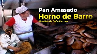 HORNO DE BARRO HACIENDO PAN [upl. by Grover]