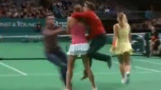 Kissing flashmob attack Yanina Wickmayer [upl. by Earlie]