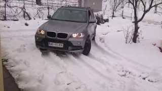 BMW X5 E70 xDrive in snow [upl. by Hallock385]