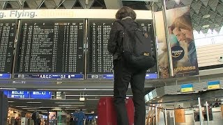 PilotenStreik  Chaos am Flughafen ausgeblieben [upl. by Ardnalahs]