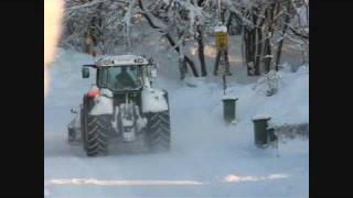 Fendt 714 Vario med V PLog Fendt 714 Vario with V plow Clip 2 [upl. by Moina]