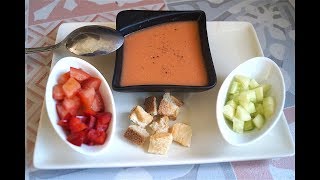 Gazpacho andaluz super facile à faire [upl. by Nelav950]