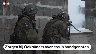 Oekraïense militairen oefenen met Nederlanders in Duitsland [upl. by Dumah386]