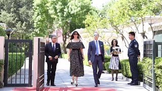 Monica Bellucci è atterrata al 2017 Beijing International Film Festival [upl. by Alahsal]