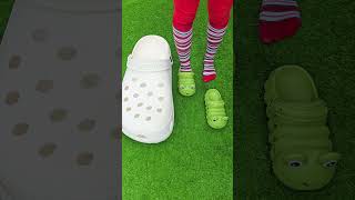 Worm slippers 🐛🐛 Super cool giant slipper 🦶🦶 viral satisfying love [upl. by Ahsyia956]