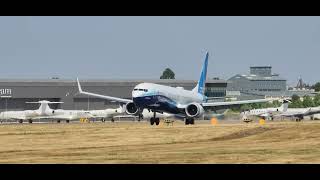 Landings Boeing 737 MAX 10 At Farnborougn [upl. by Chery]