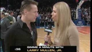 Larry Mullen Jr halftime of Knicks game 030409 [upl. by Catriona]